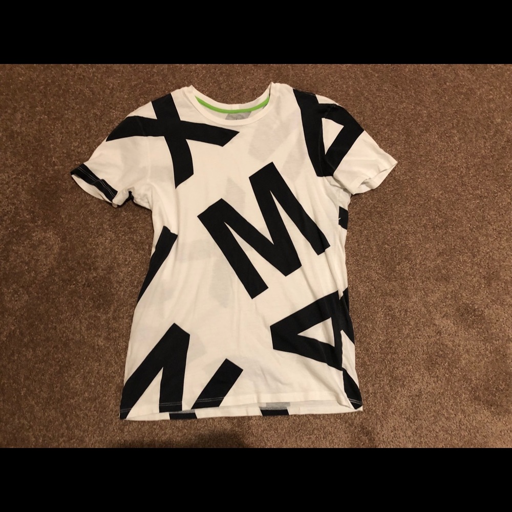 Armani Exchange T-Shirt.